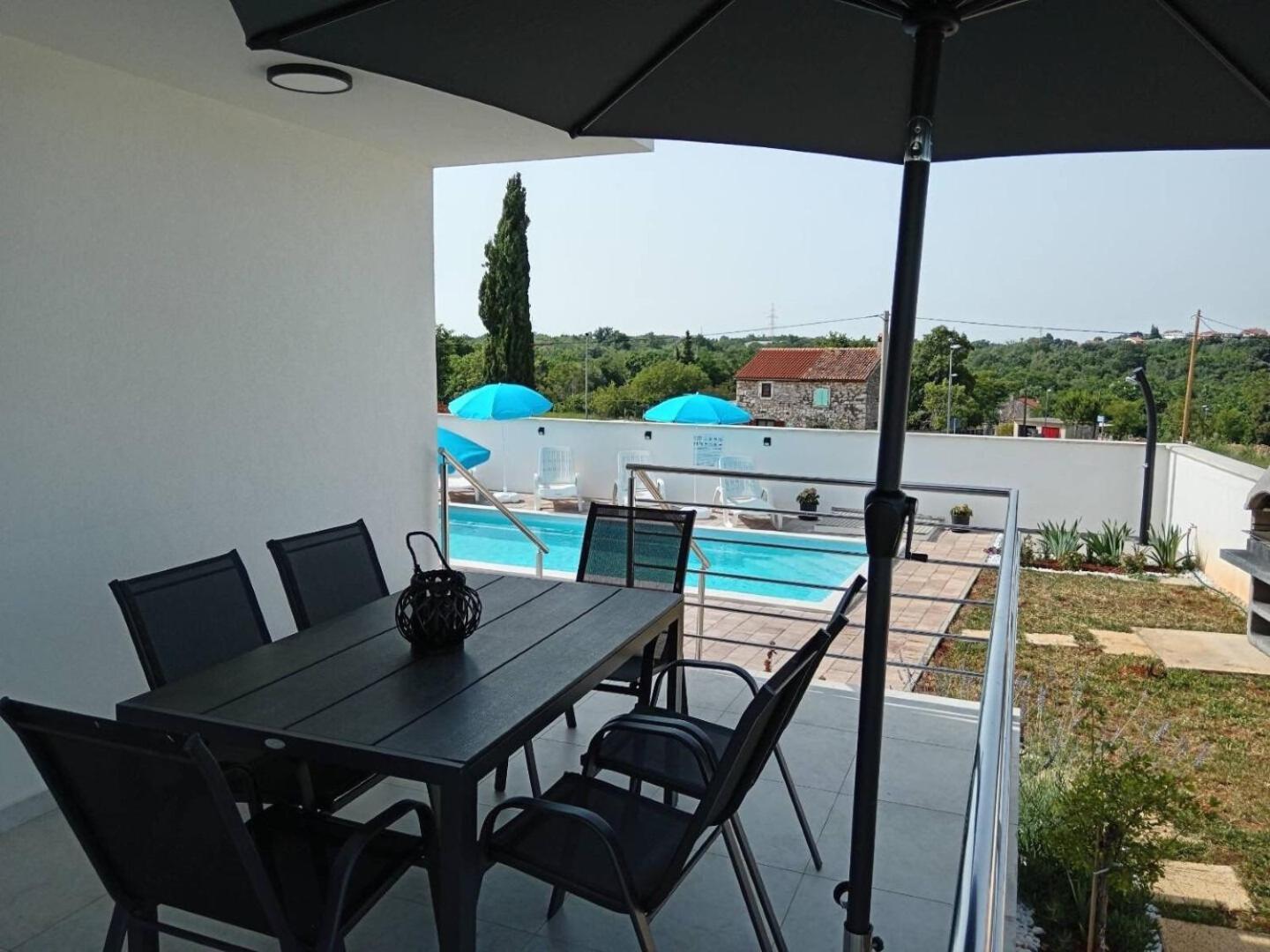 Apartment Noel - With Private Pool Umag