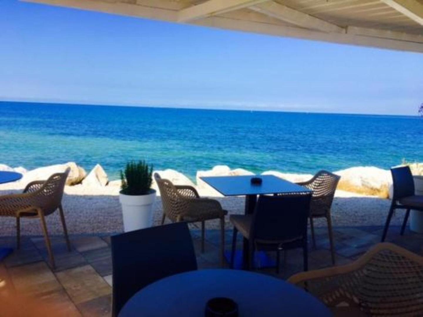 Noel - With Private Pool Apartment Umag